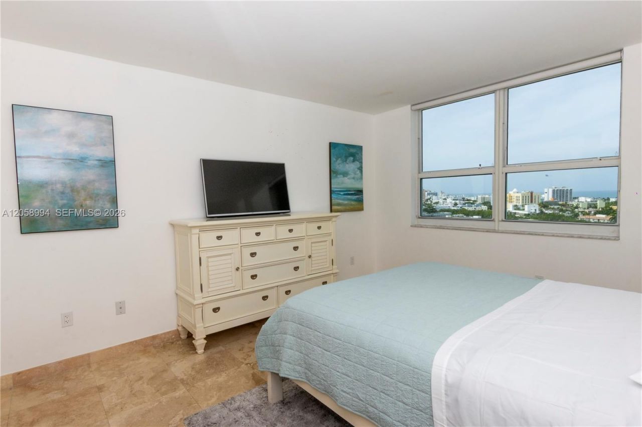 90 Alton Rd , Unit 1409, Miami Beach, FL 33139 Photo