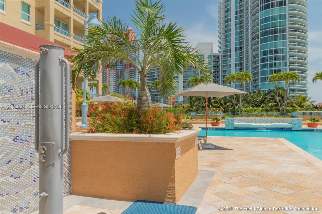 90 Alton Rd , Unit 1409, Miami Beach, FL 33139 Photo