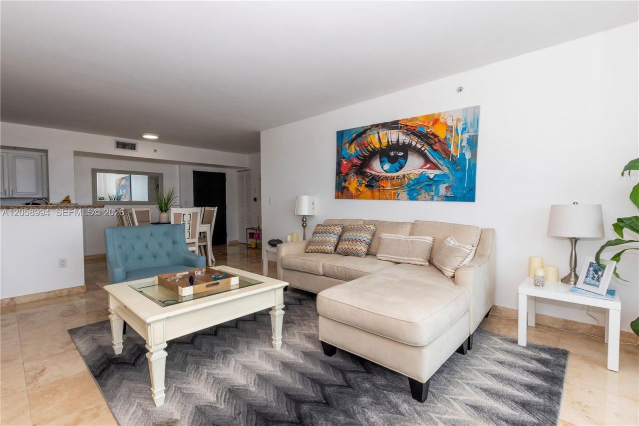 90 Alton Rd , Unit 1409, Miami Beach, FL 33139 Photo
