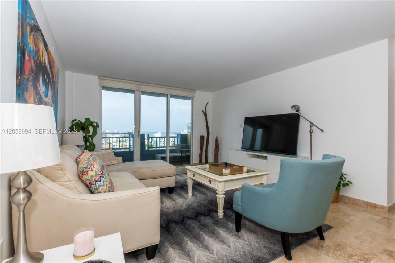 90 Alton Rd , Unit 1409, Miami Beach, FL 33139 Photo