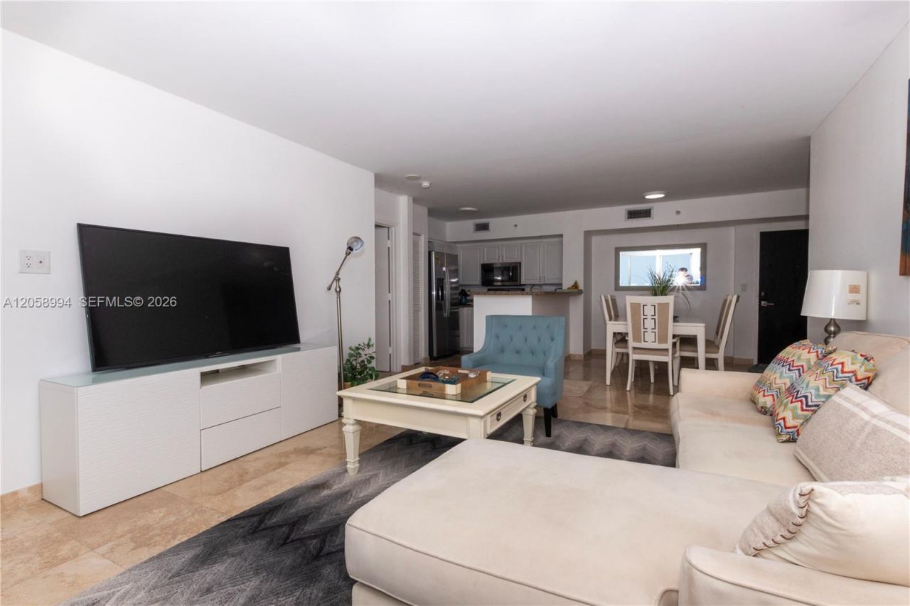 90 Alton Rd , Unit 1409, Miami Beach, FL 33139 Photo