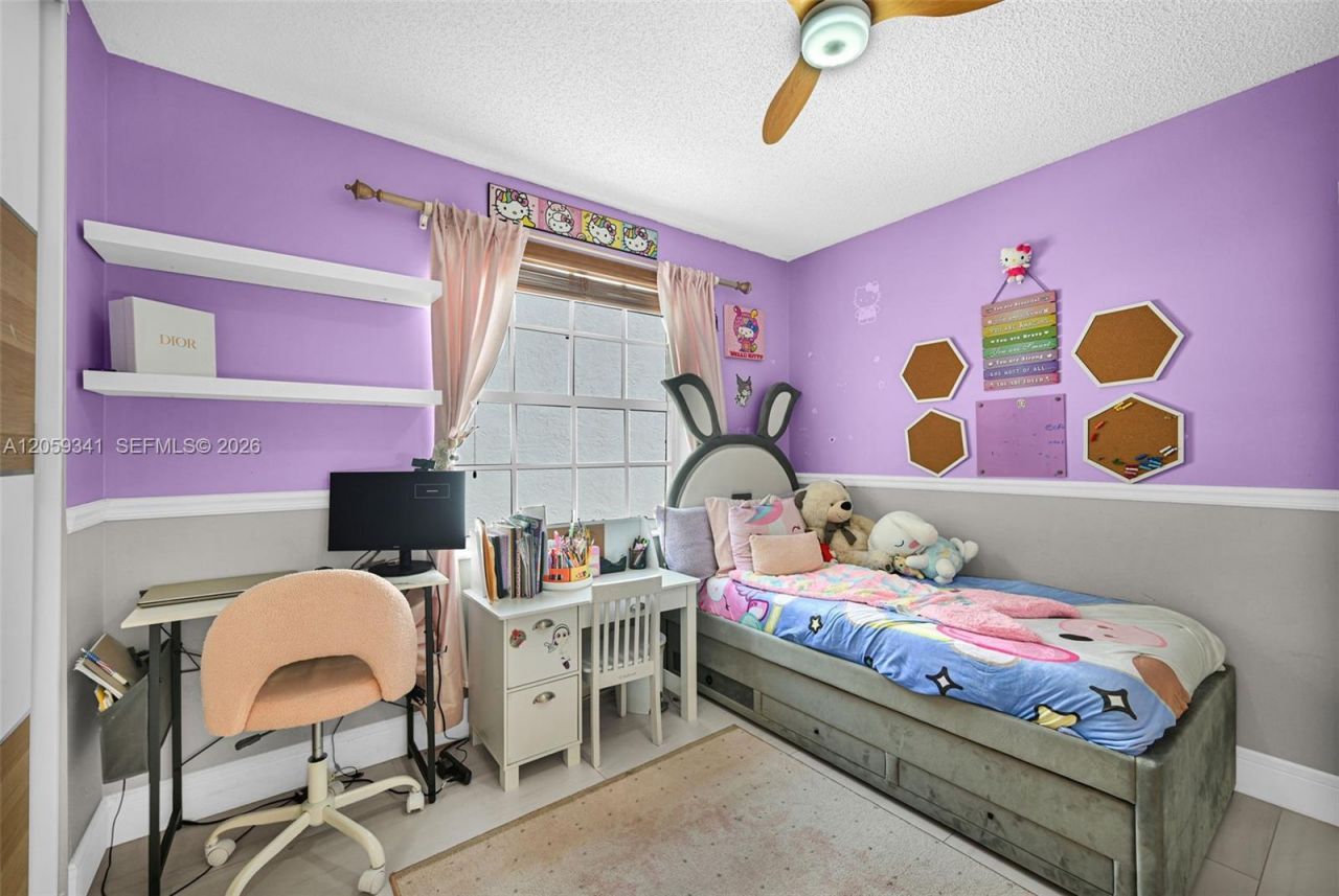 15982 NW 12th Ct, Pembroke Pines, FL 33028 Photo