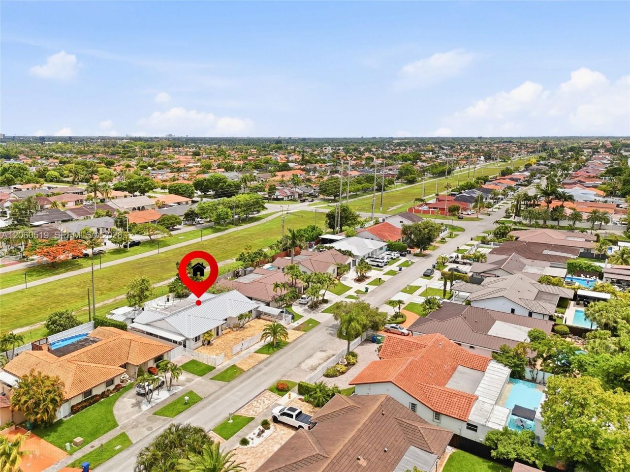 323 NW 136th Pl, Miami, FL 33182 Photo