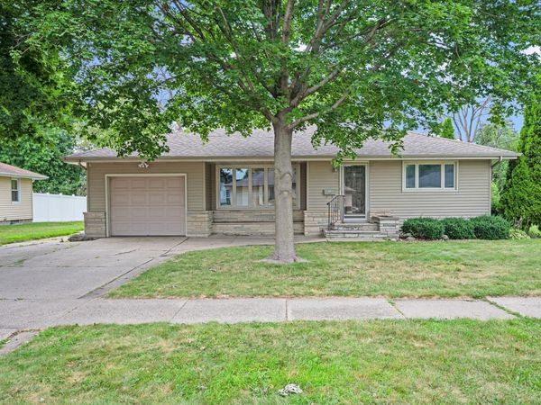 512 S Orient Street, Fairmont, MN 56031
