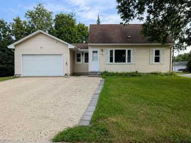 38 Circle Drive, Circle Pines, MN 55014