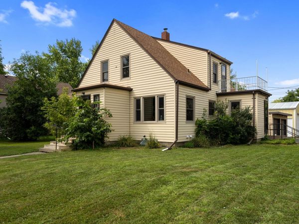 430 2nd Street SE, Milaca, MN 56353