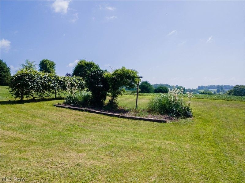 18412 Pigeon Roost Road, Howard, OH 43028 Photo 8
