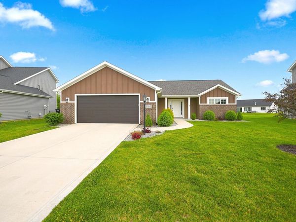 13360 Silk Tree Trail, Fort Wayne, IN 46814