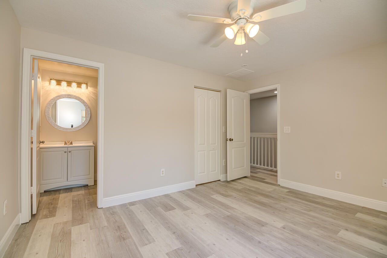446 Rainbow Springs Terrace, Royal Palm Beach, FL 33411 Photo