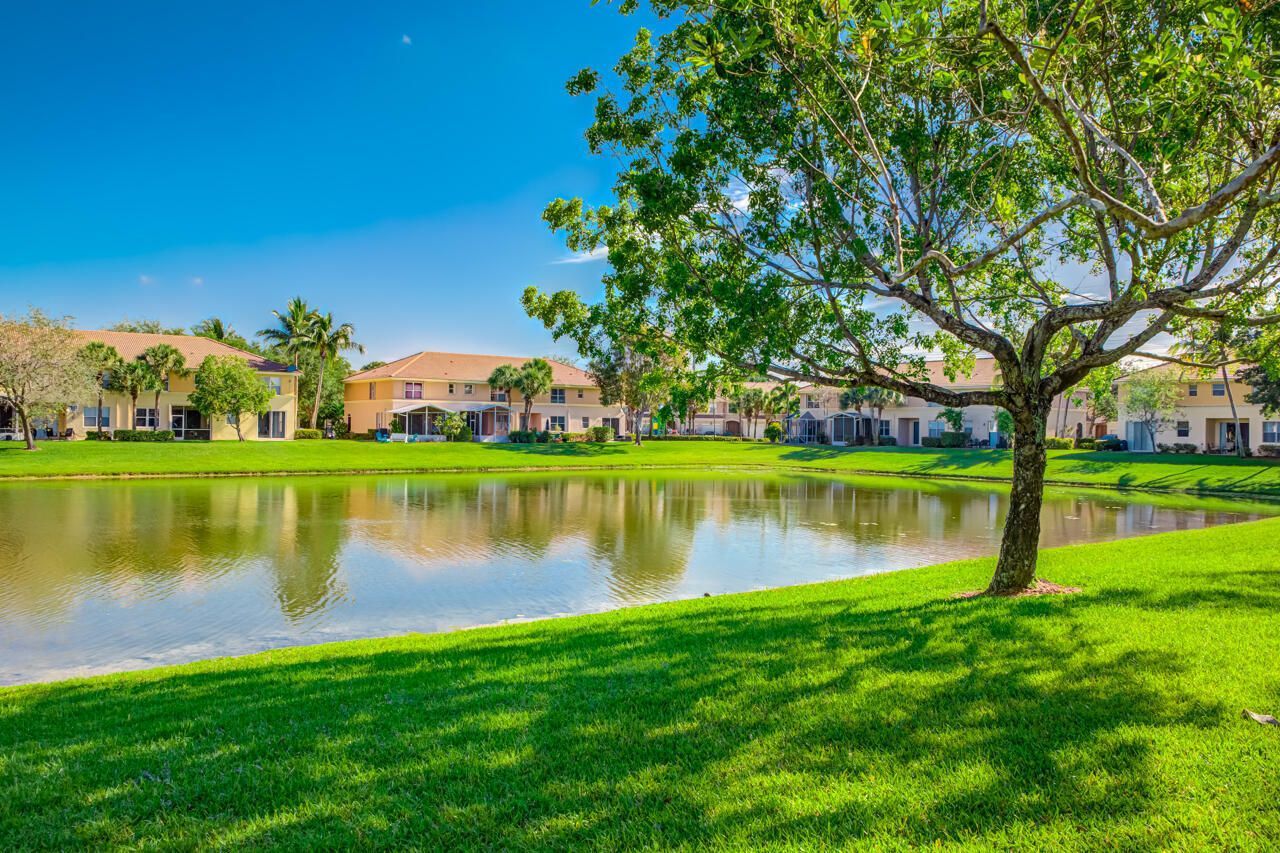 446 Rainbow Springs Terrace, Royal Palm Beach, FL 33411 Photo