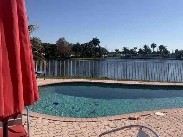 2181 NW 94TH Avenue, Pembroke Pines, FL 33024