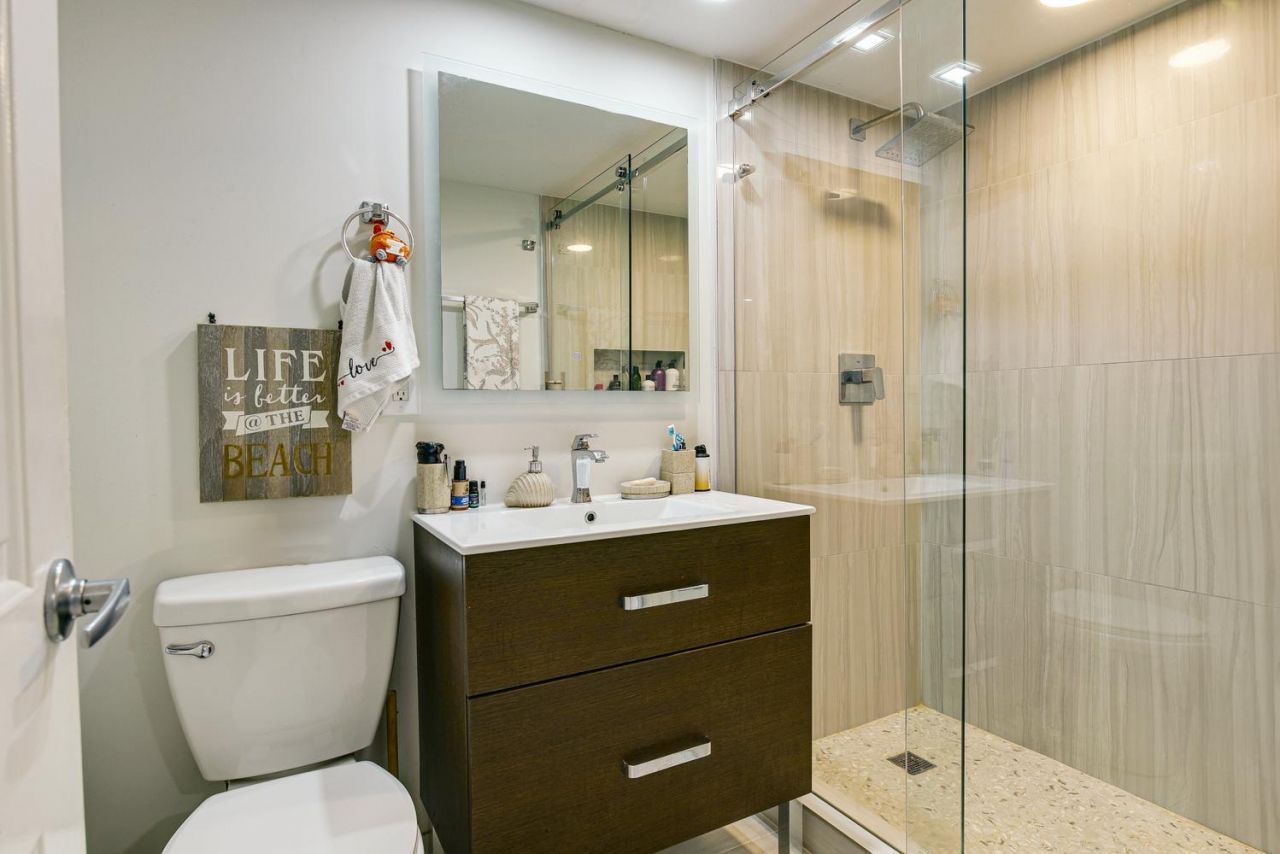 812 Briny Avenue, Unit 10C, Pompano Beach, FL 33062 Photo