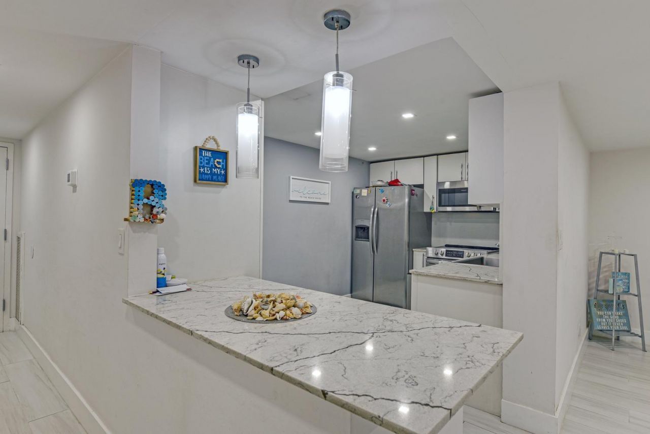 812 Briny Avenue, Unit 10C, Pompano Beach, FL 33062 Photo