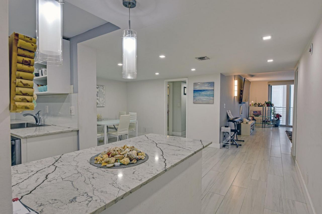 812 Briny Avenue, Unit 10C, Pompano Beach, FL 33062 Photo