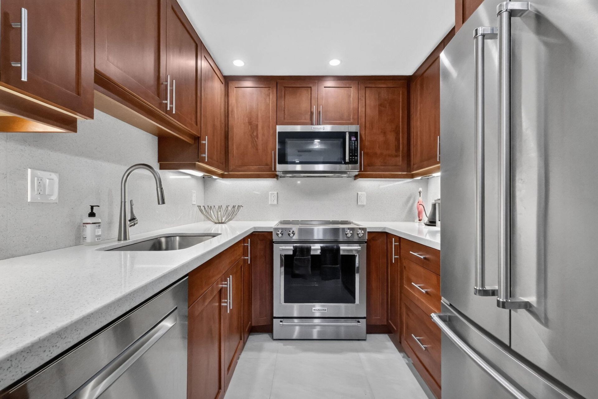 2295 S Ocean Boulevard, Unit 418, Palm Beach, FL 33480 Photo