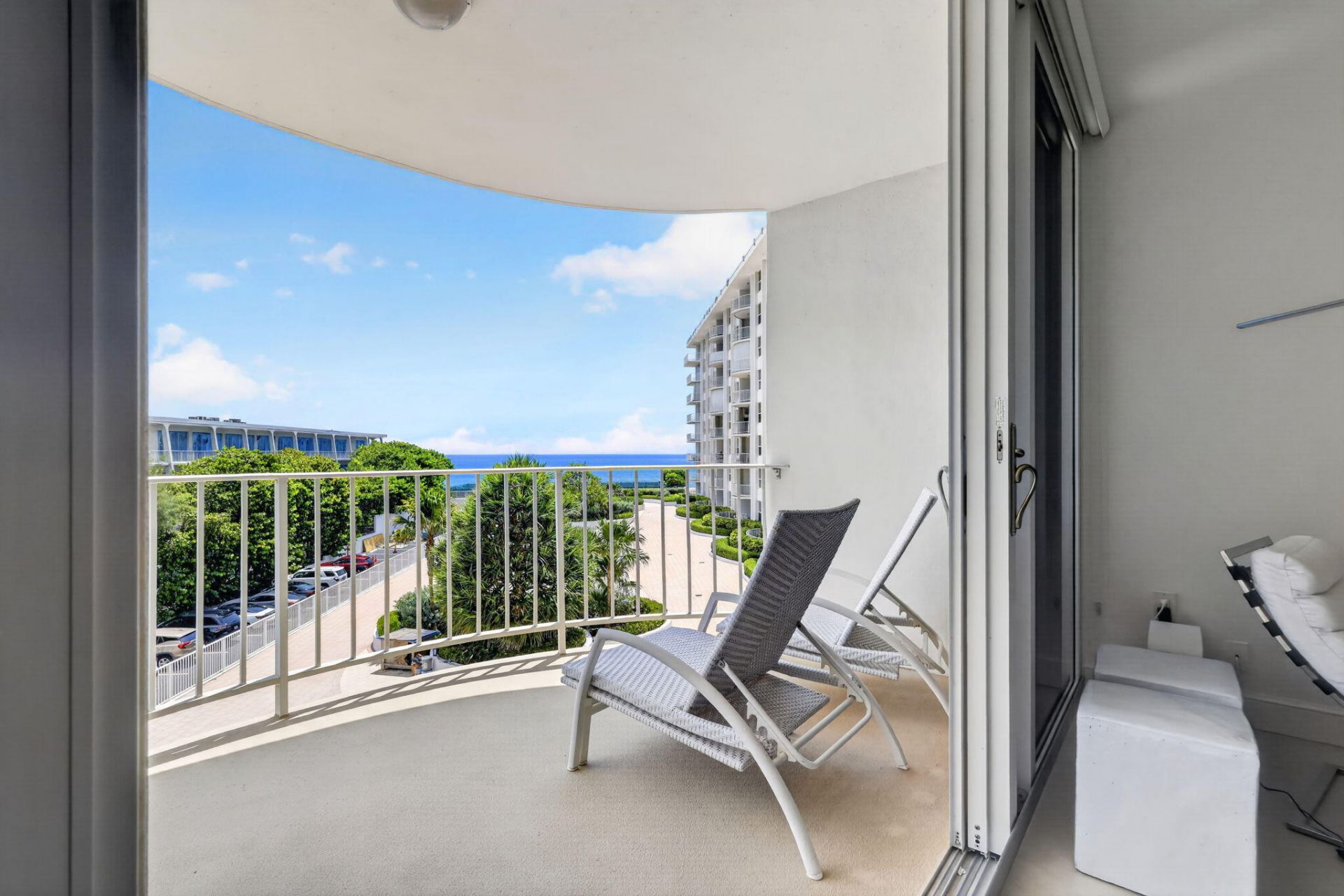 2295 S Ocean Boulevard, Unit 418, Palm Beach, FL 33480 Photo