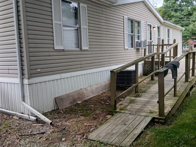 159 Trux Street, Plymouth, OH 44865 Photo 2