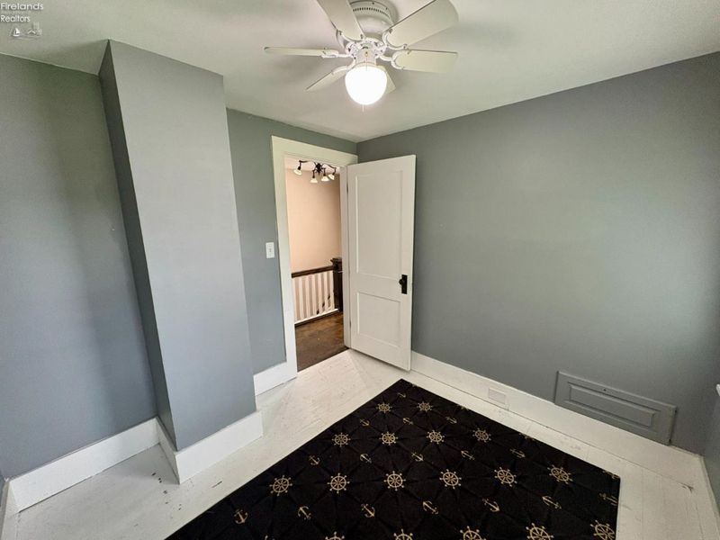 208 Lawrence Street, Bellevue, OH 44811 Photo 28