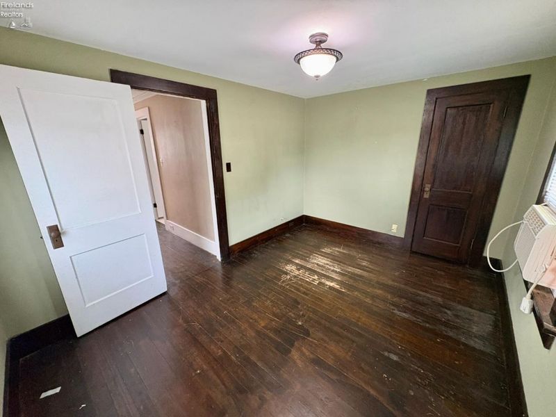 208 Lawrence Street, Bellevue, OH 44811 Photo 31