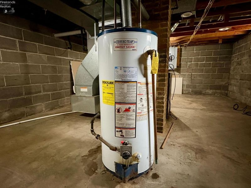 208 Lawrence Street, Bellevue, OH 44811 Photo 35