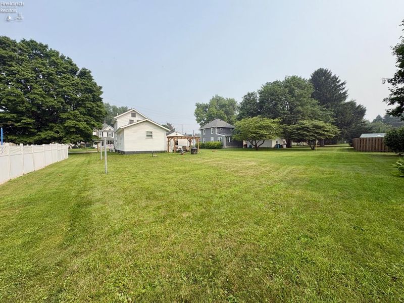 208 Lawrence Street, Bellevue, OH 44811 Photo 40