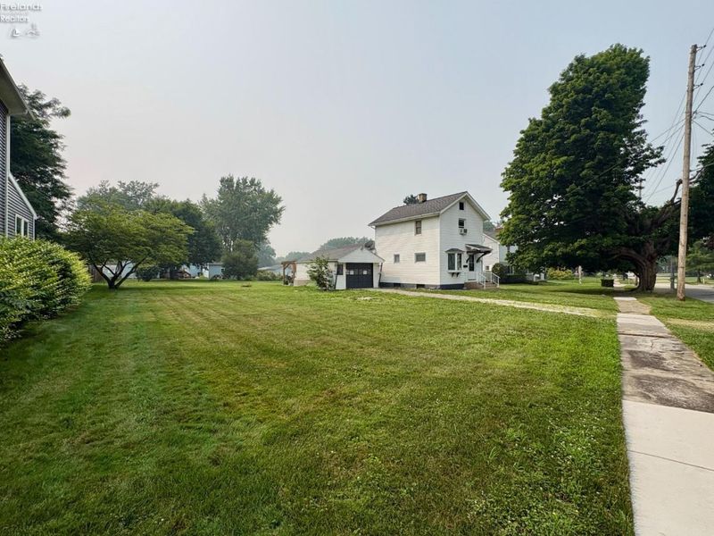 208 Lawrence Street, Bellevue, OH 44811 Photo 42