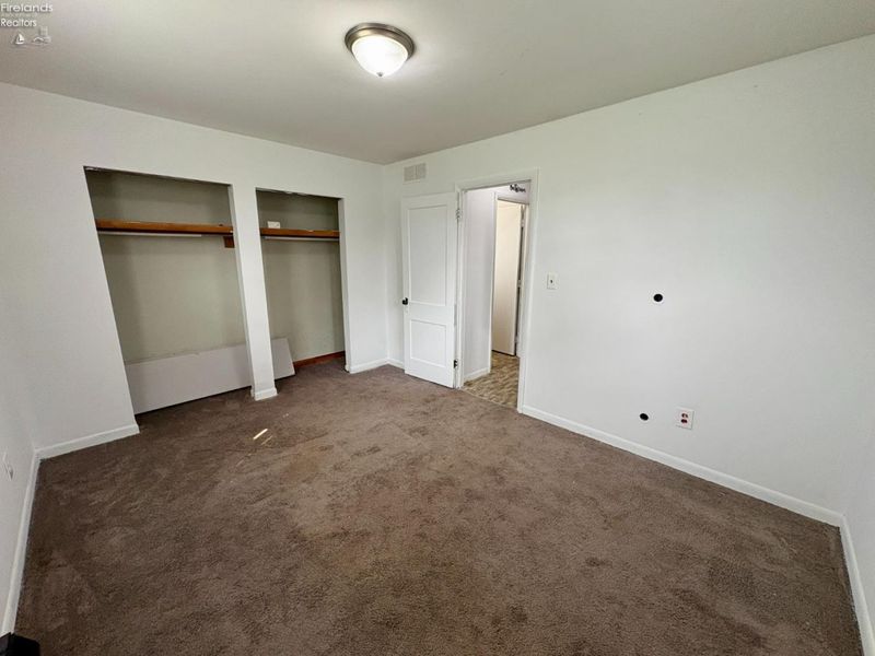 208 Lawrence Street, Bellevue, OH 44811 Photo 5