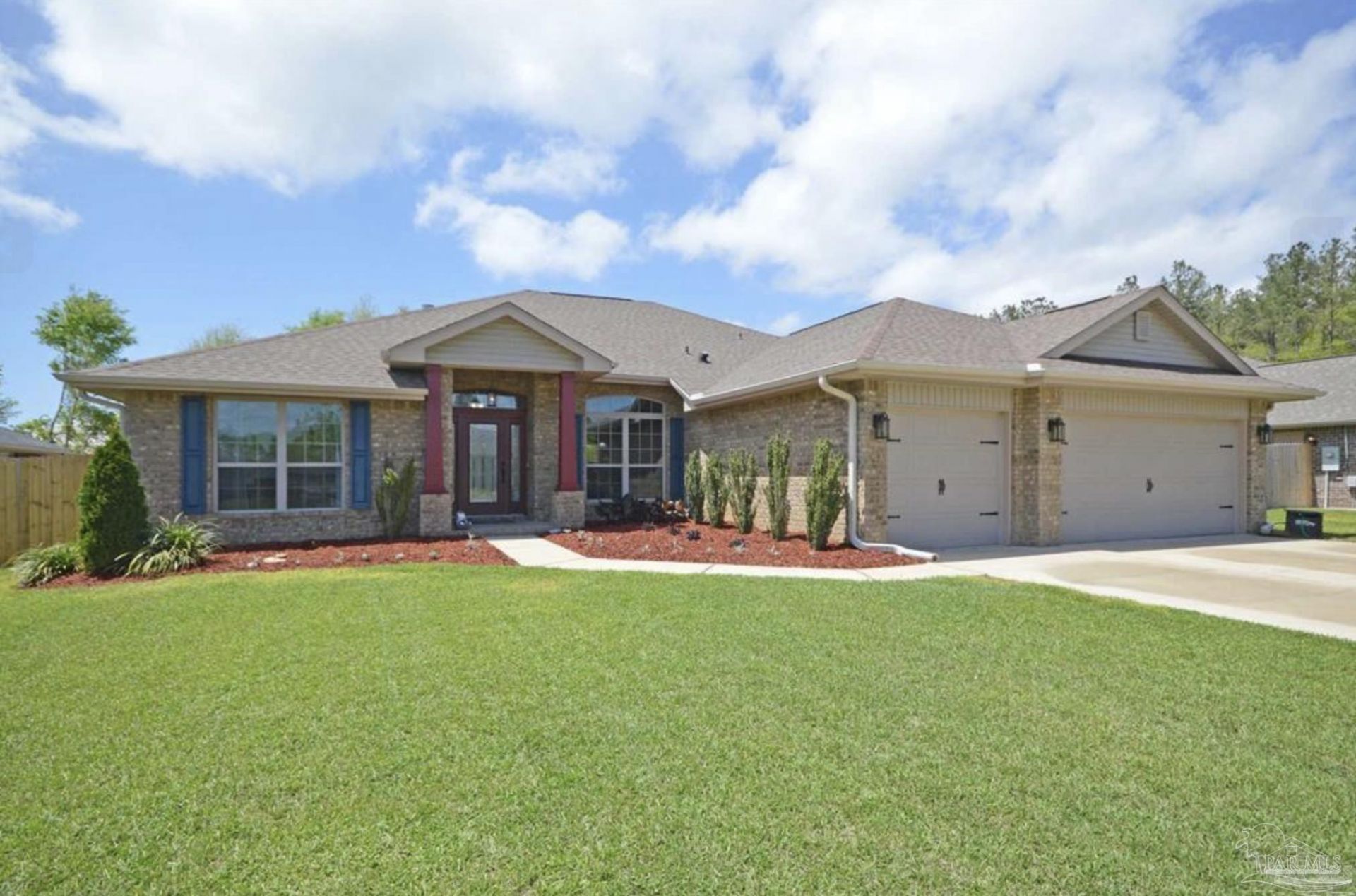 6185 Autumn Pines Cir, Pace, FL 32571 Main Photo