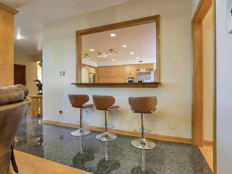 4037 Dublin Road, Columbus, OH 43221 Photo 10