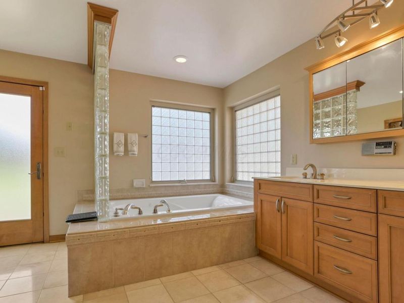 4037 Dublin Road, Columbus, OH 43221 Photo 15