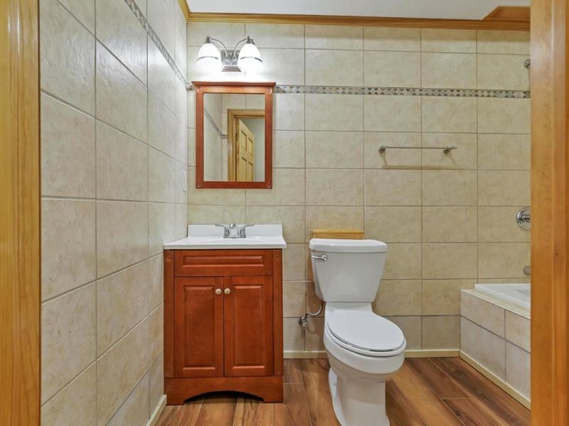 4037 Dublin Road, Columbus, OH 43221 Photo 24