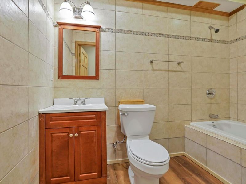 4037 Dublin Road, Columbus, OH 43221 Photo 28