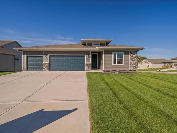 1817 Woodward Circle, Raymore, MO 64083