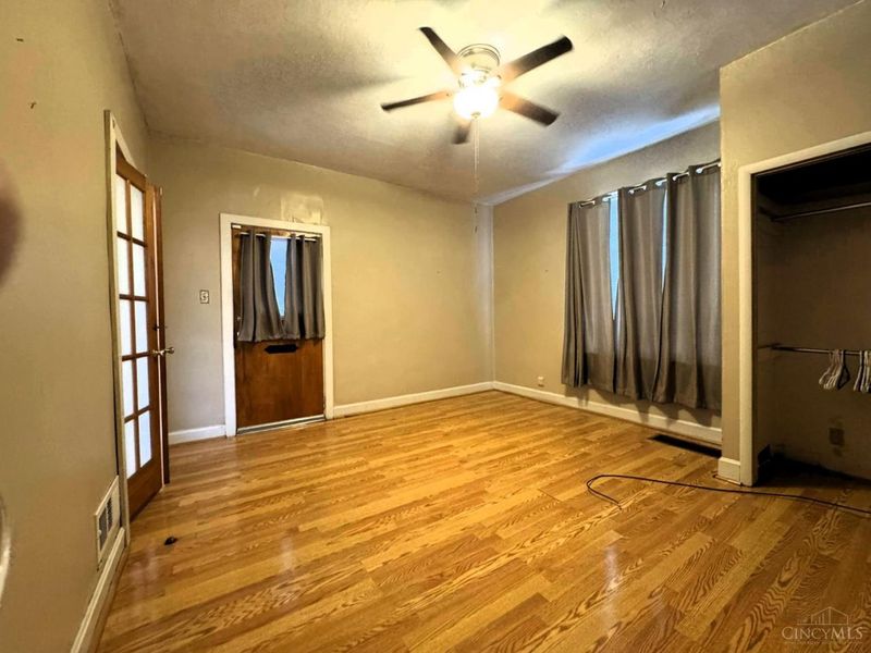 112 E 72nd Street, Cincinnati, OH 45216 Photo 3