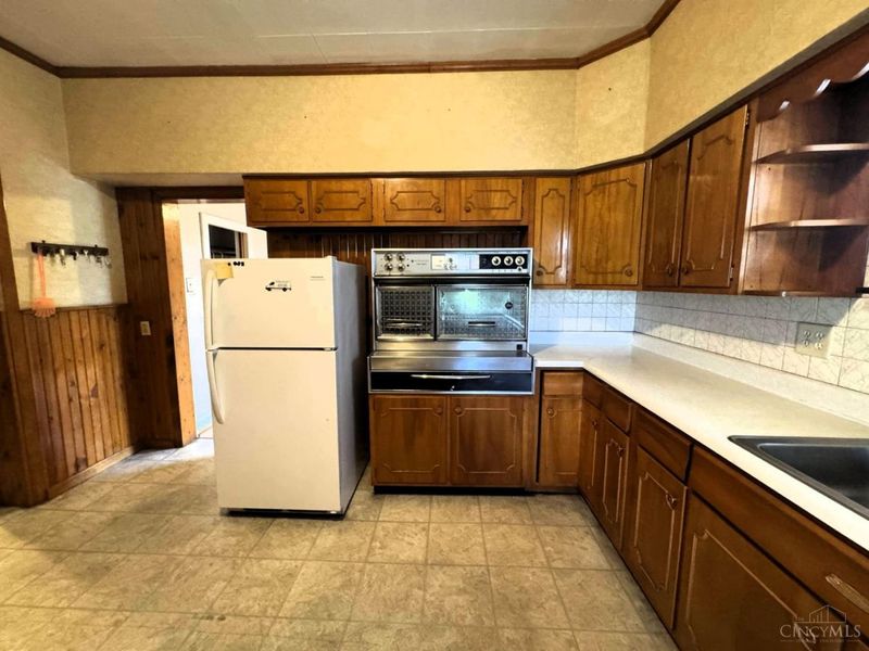 112 E 72nd Street, Cincinnati, OH 45216 Photo 6