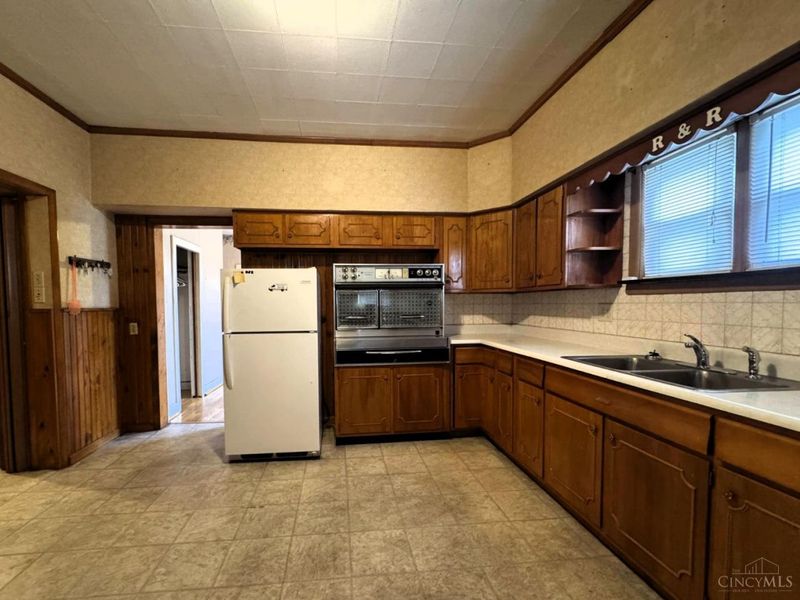 112 E 72nd Street, Cincinnati, OH 45216 Photo 9