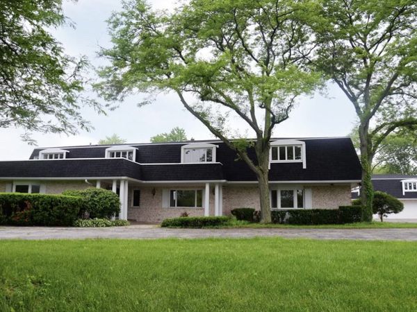 1755 Half Day Road , Bannockburn, IL 60015
