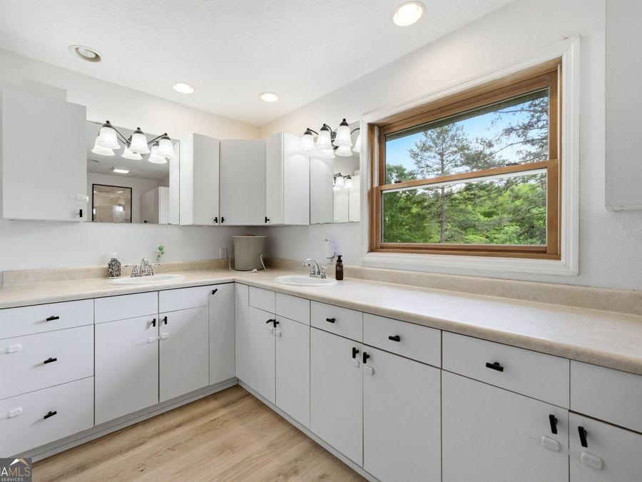 Property Image 83