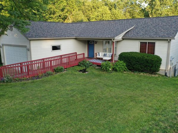 177 Lakeview Heights Drive , Howard, OH 43028
