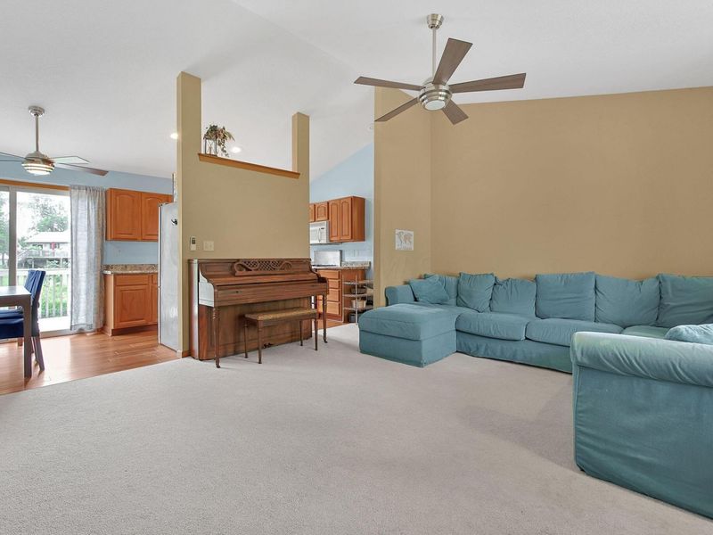177 Lakeview Heights Drive , Howard, OH 43028 Photo 4