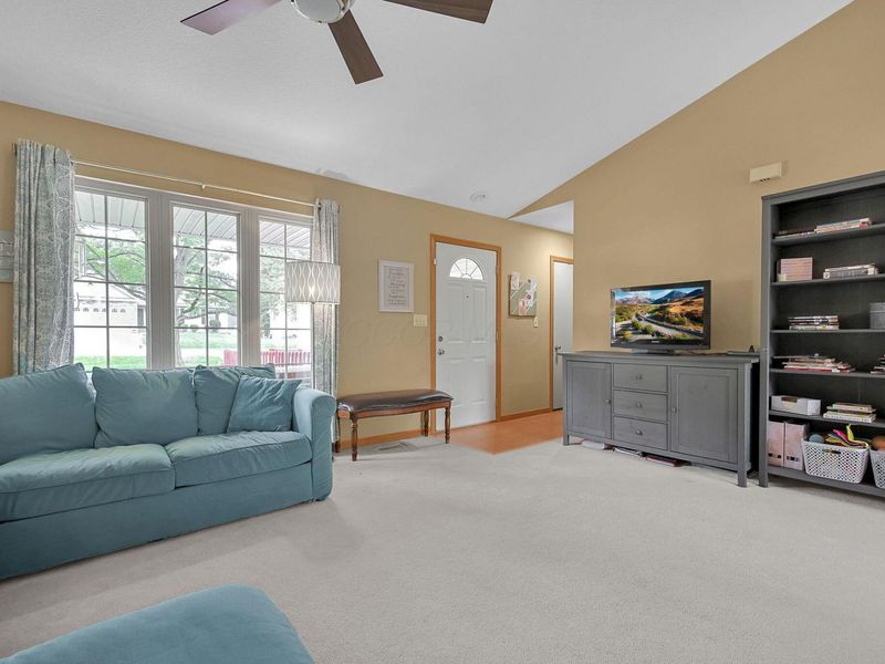177 Lakeview Heights Drive , Howard, OH 43028 Photo 5