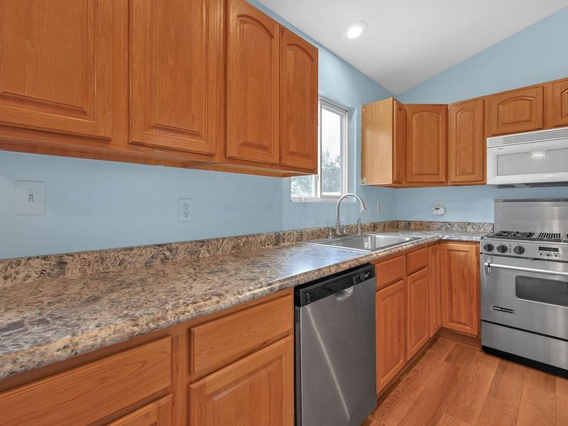 177 Lakeview Heights Drive , Howard, OH 43028 Photo 9