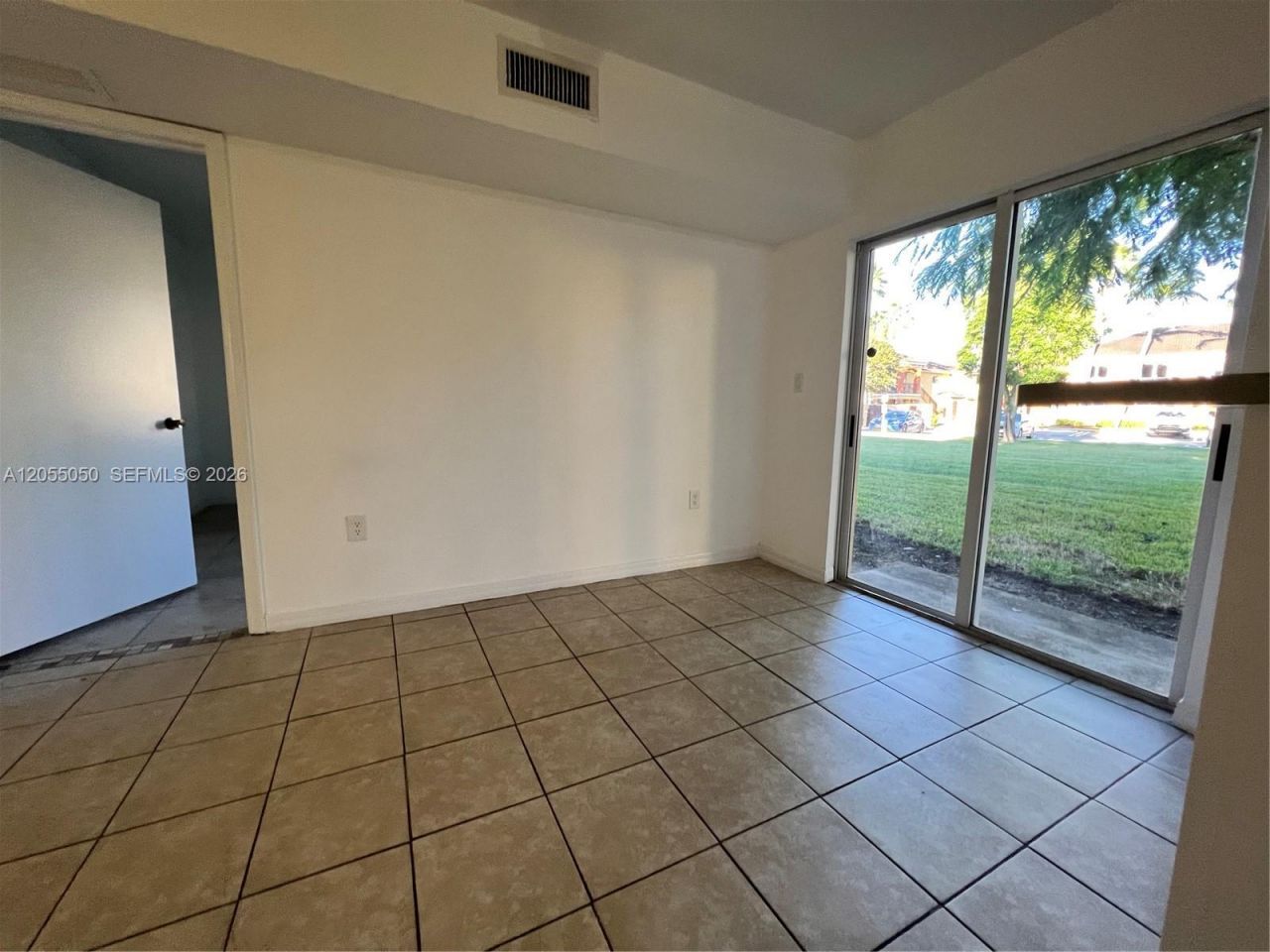 985 NE 33rd Ter, Unit 104, Homestead, FL 33033 Photo