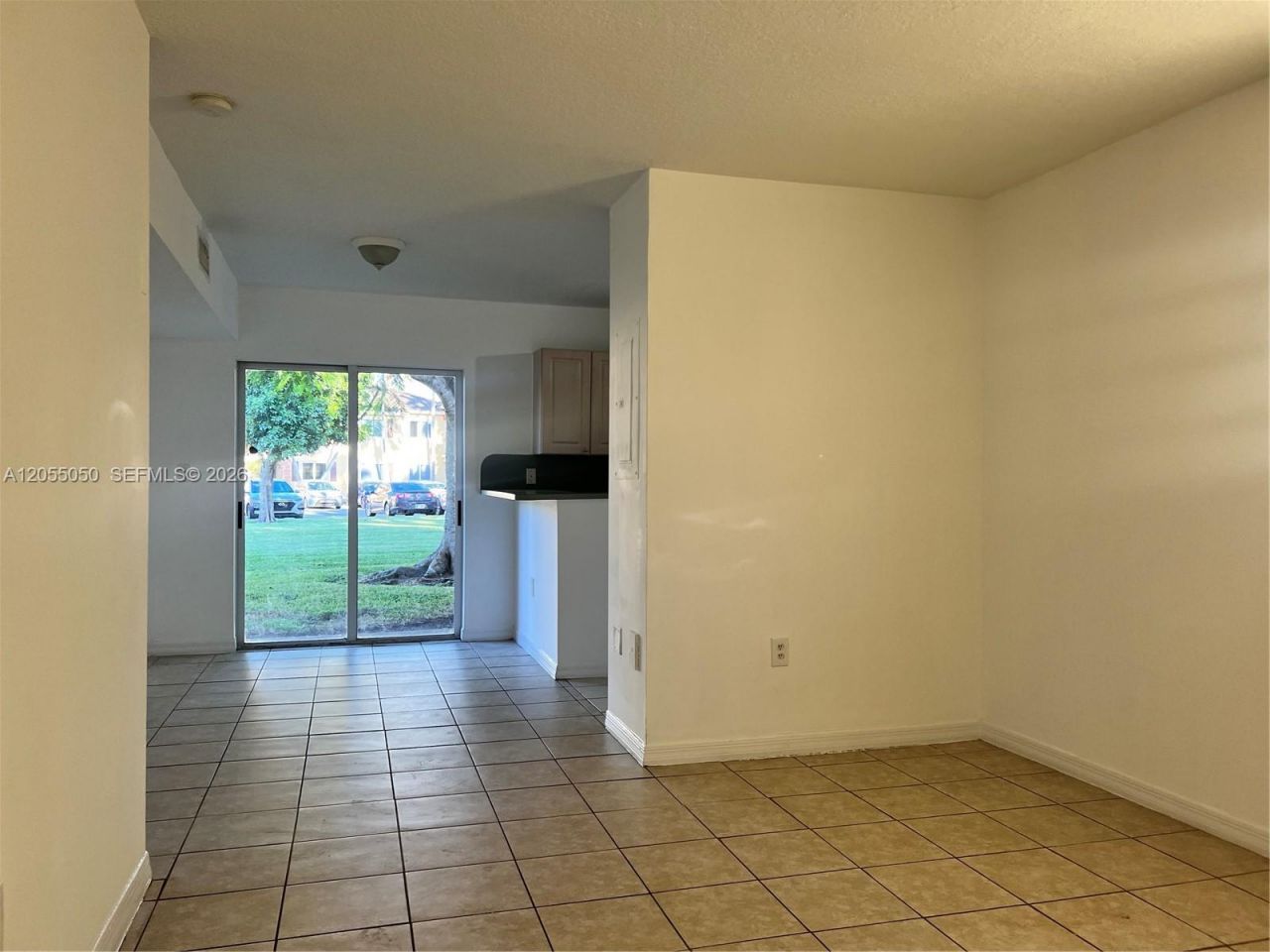 985 NE 33rd Ter, Unit 104, Homestead, FL 33033 Photo
