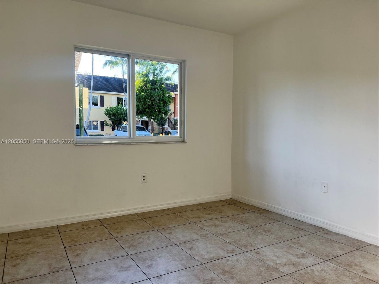 985 NE 33rd Ter, Unit 104, Homestead, FL 33033 Photo