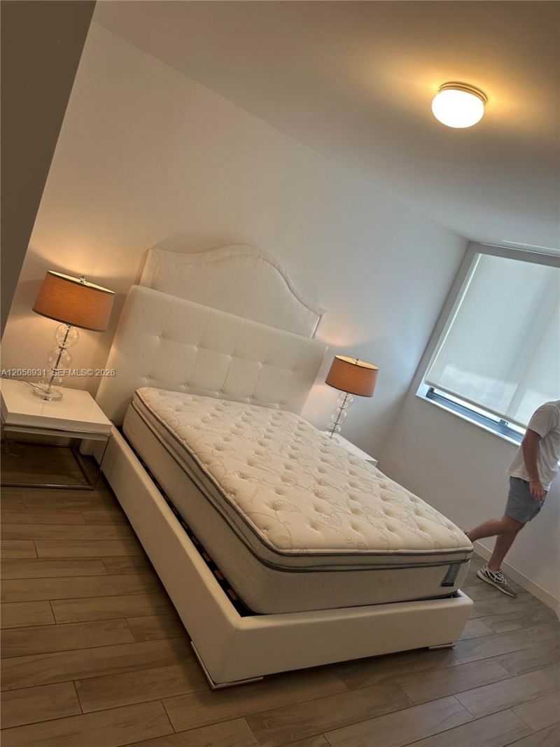 999 SW 1st Ave, Unit 1716, Miami, FL 33130 Photo