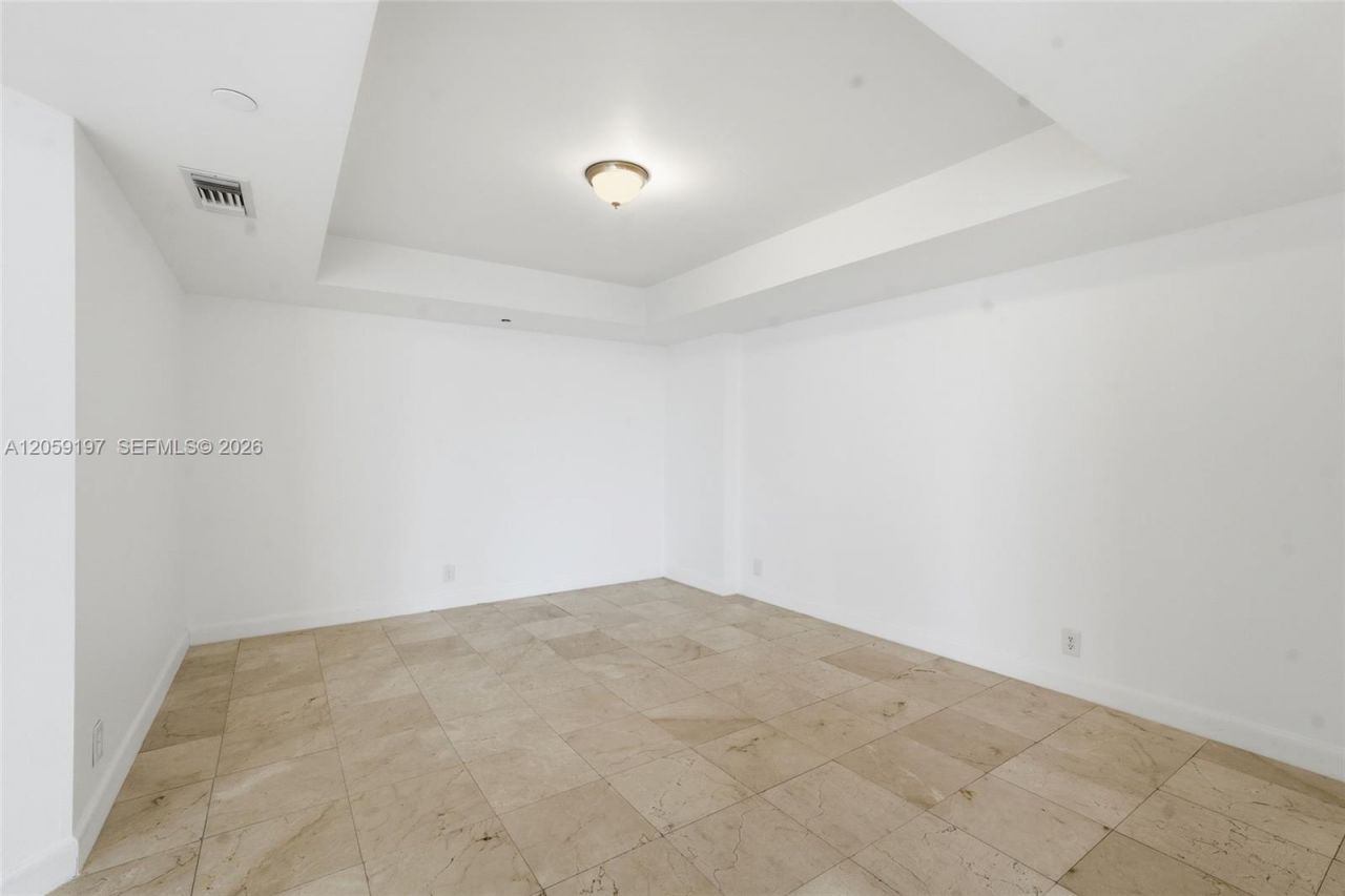20185 E Country Club Dr, Unit 502, Aventura, FL 33180 Photo