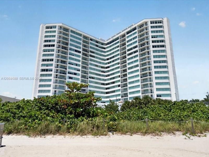 7135 Collins Ave , Unit 331, Miami Beach, FL 33141 Photo