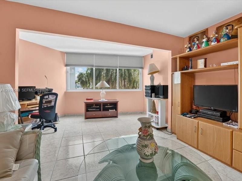 7135 Collins Ave , Unit 331, Miami Beach, FL 33141 Photo