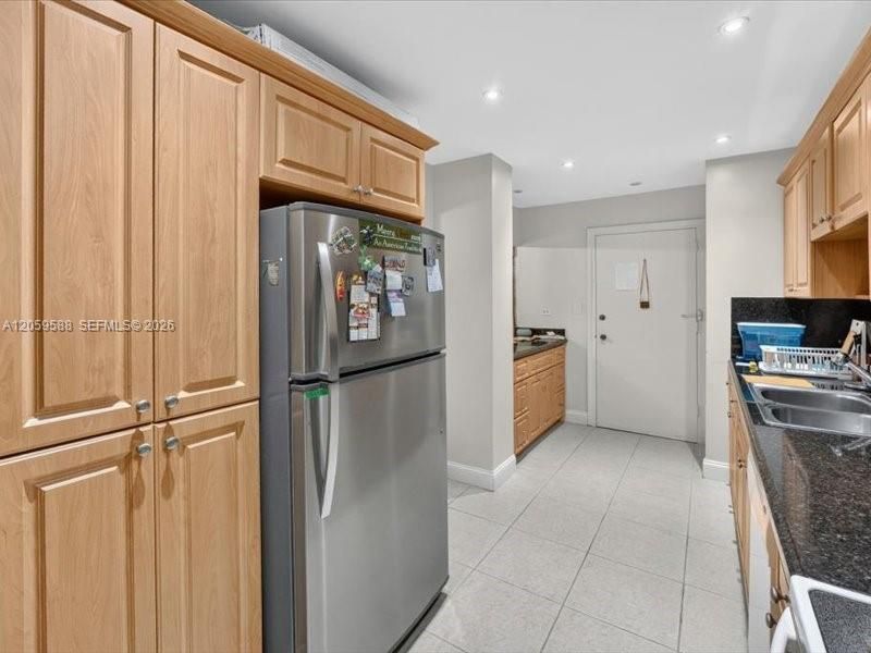 7135 Collins Ave , Unit 331, Miami Beach, FL 33141 Photo